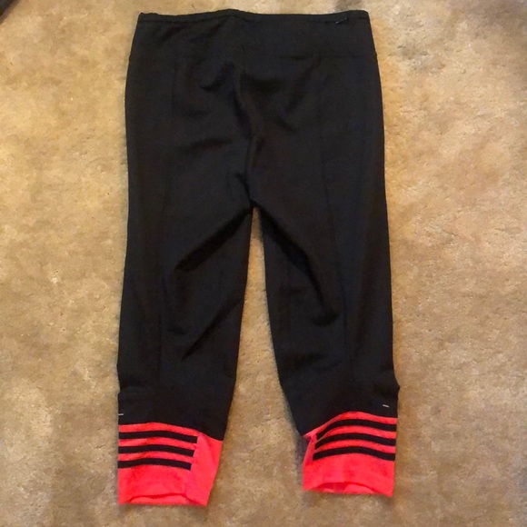 Adidas Capri Leggings Size Small - Picture 2 of 3